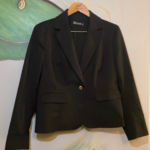 7th Avenue New York and Company Black Blazer